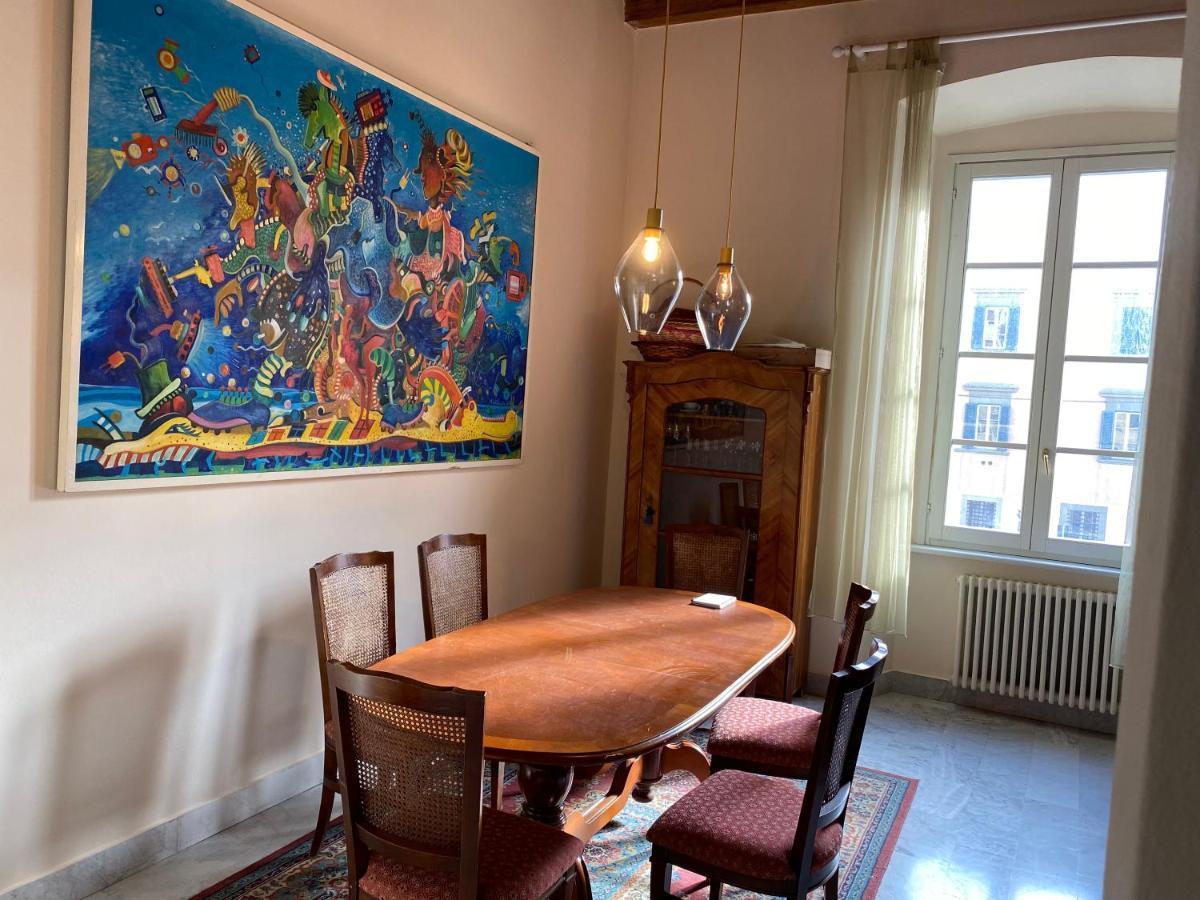 Renovated Apartment With 3 Bedrooms In An Historic Palazzo Between Port And Old Town 리보르노 외부 사진