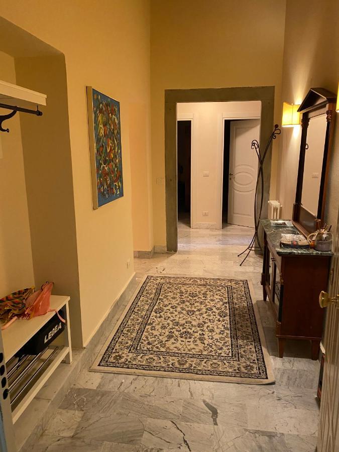 Renovated Apartment With 3 Bedrooms In An Historic Palazzo Between Port And Old Town 리보르노 외부 사진