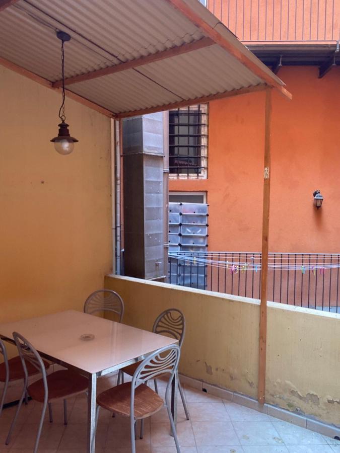 Renovated Apartment With 3 Bedrooms In An Historic Palazzo Between Port And Old Town 리보르노 외부 사진
